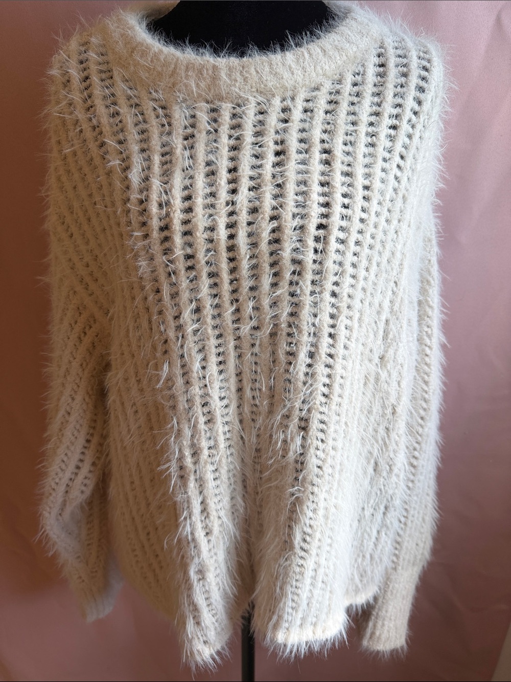 Universal Thread Cream Fuzzy Open-Knit Crew Neck Sweater